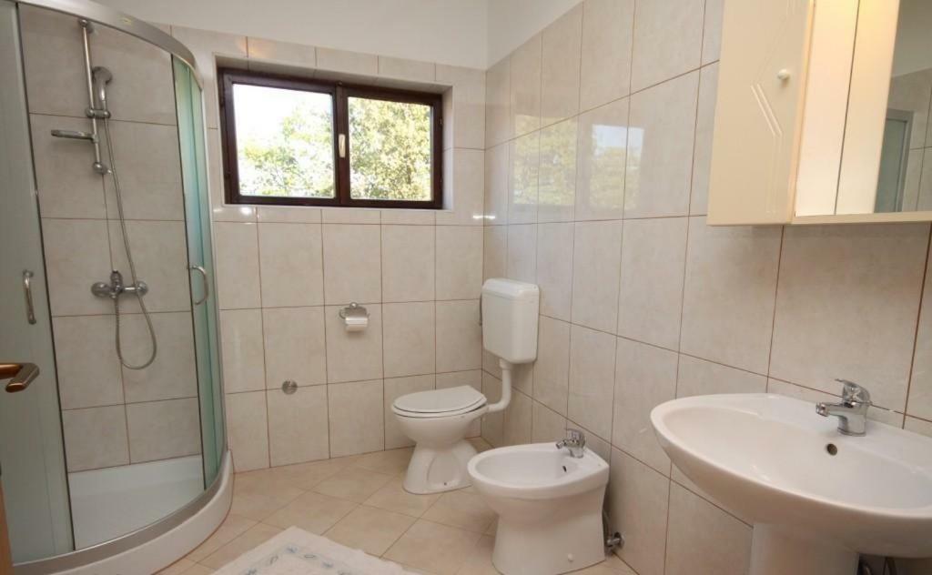 Apartment Radovan Πόρετς Εξωτερικό φωτογραφία
