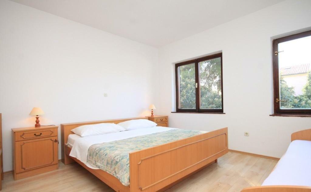 Apartment Radovan Πόρετς Εξωτερικό φωτογραφία
