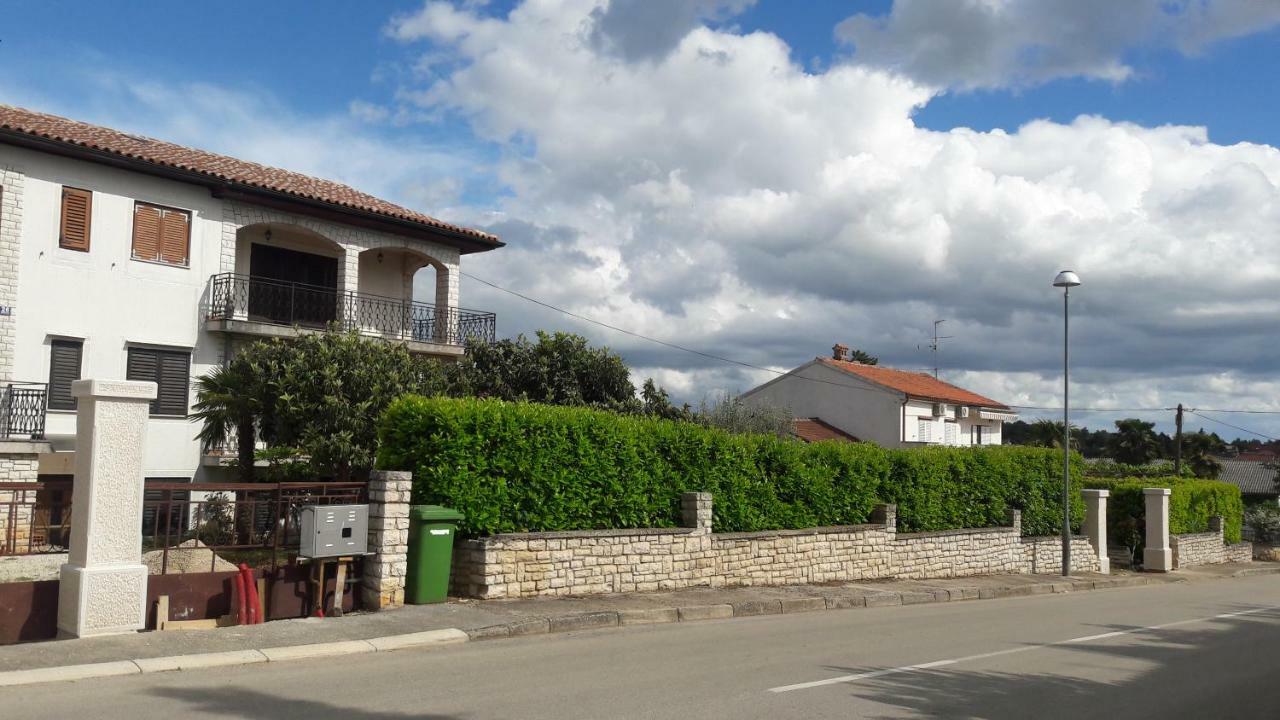 Apartment Radovan Πόρετς Εξωτερικό φωτογραφία